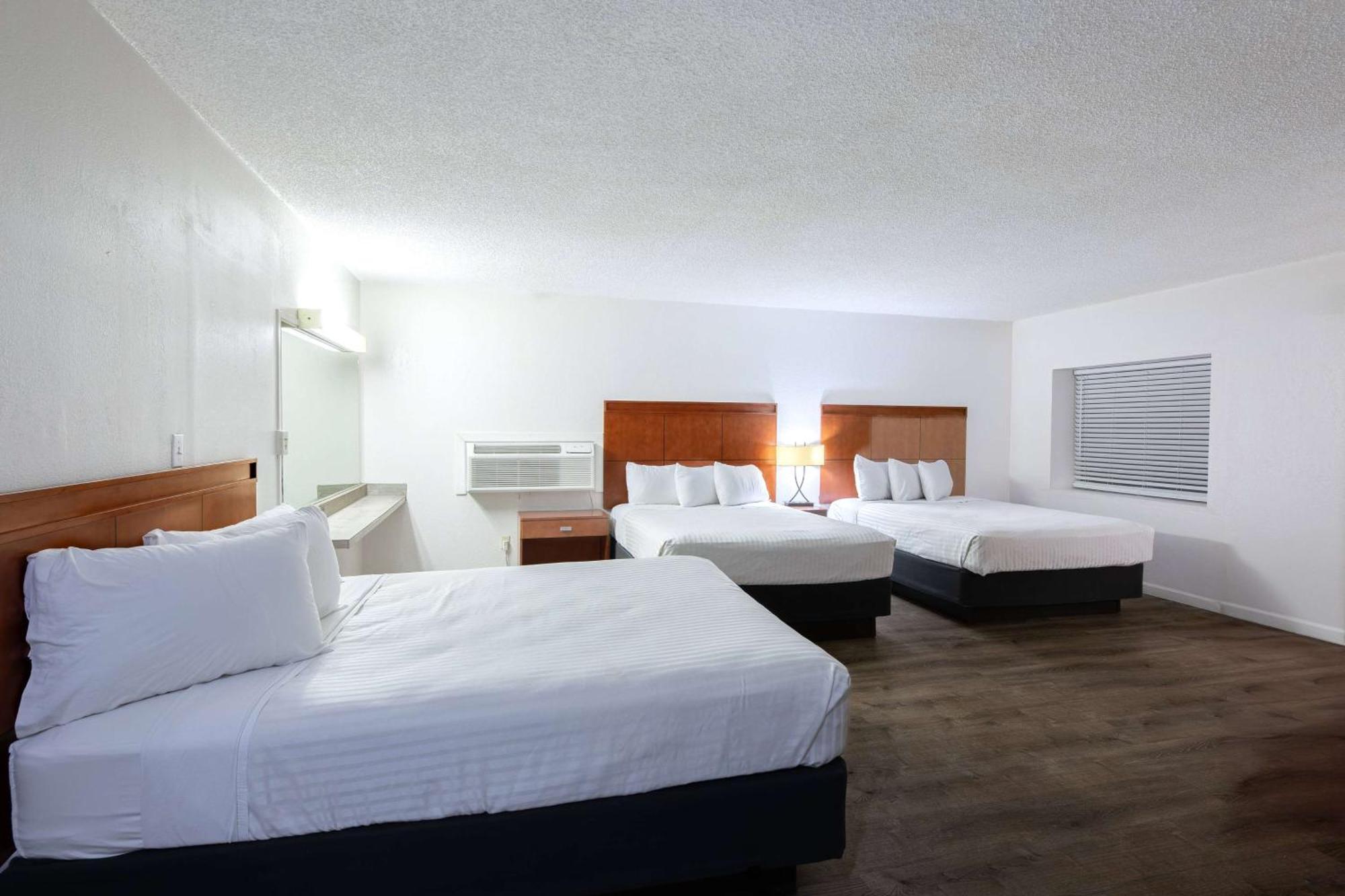 Travelodge By Wyndham Parker Eksteriør billede