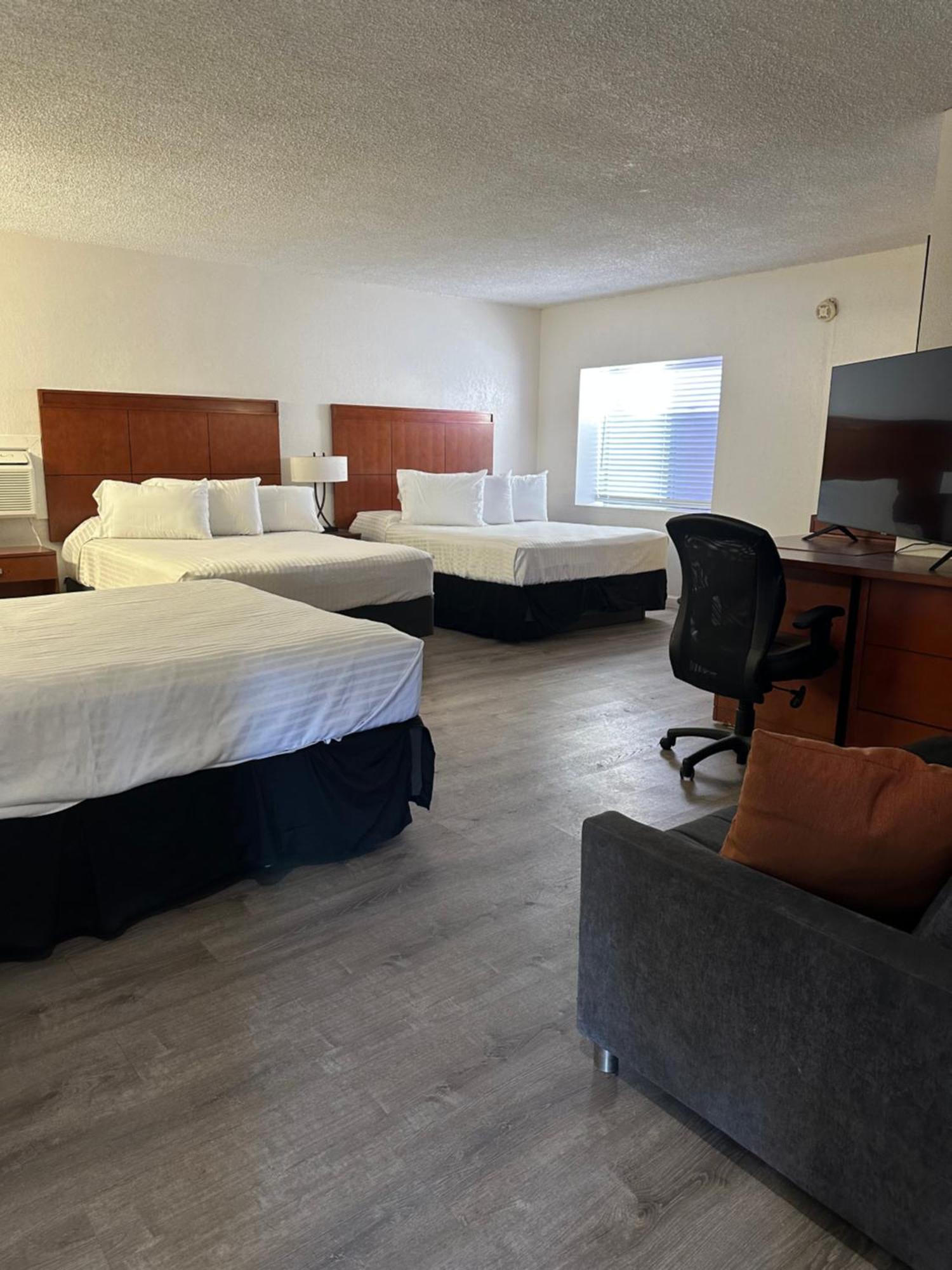 Travelodge By Wyndham Parker Eksteriør billede
